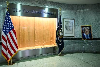 Hall del Walter Reed National Military Medical Center. Imagen de archivo