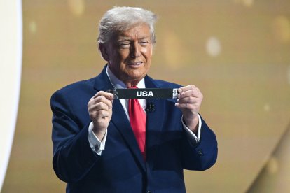 Donald Trump en el sorteo de la Copa del Mundo/ Saul Loeb