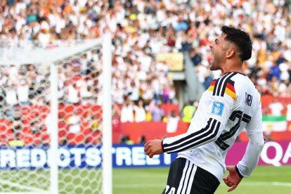 El centrocampista alemán Nadiem Amiri celebra el segundo gol de su equipo durante el partido de fútbol del Grupo E del Mundial de 2026 entre Alemania y Costa de Marfil en el Estadio de Toronto, el 20 de junio de 2026.