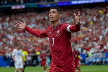 Cristiano Ronaldo vs. Uzbekistan / LEO BARRILARI / ODYSSEY IMAGE