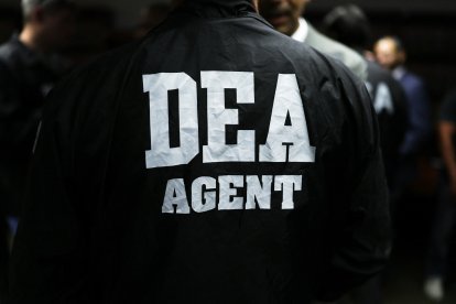 Un agente de la DEA asiste a una conferencia de prensa (Archivo)