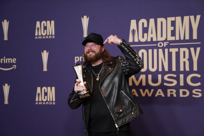 Nate Smith is posing with his prize in the press room during the 59th Academy of Country Music Awards Ceremony at The Ford Center at the Star in Frisco, United States, on May 16, 2024. (Photo by Javier Vicencio / Eyepix Group) (Photo by Eyepix/NurPhoto) (Photo by Eyepix / NurPhoto via AFP)