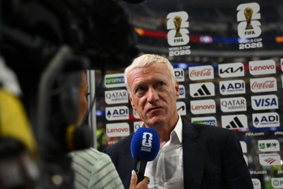 Didier Deschamps, seleccionador francés, en zona mixta