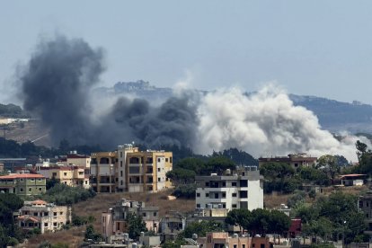 Esta fotografía fue tomada desde la ciudad sureña de Nabatieh (Archivo)