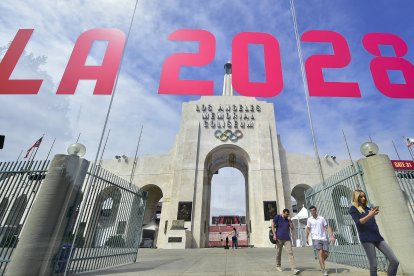 los angeles memorial coliseum