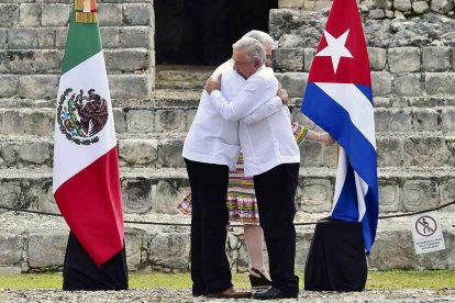 El expresidente mexicano Andrés Manuel López Obrador y el cubano Miguel Díaz-Canel