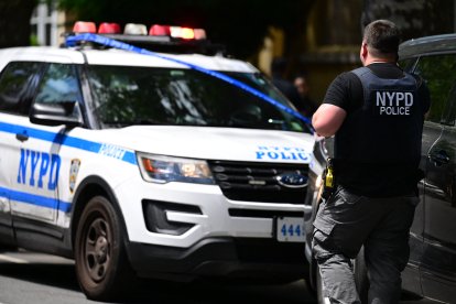 Miembros de la policía de NY en una escena del crimen (Archivo)