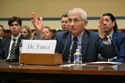 El Dr. Anthony Fauci, testificando ante el Congreso en 2024.