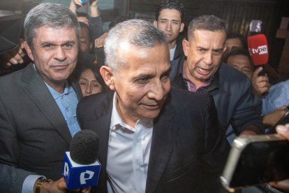 El expresidente de Perú, Ollanta Humala, habla con la prensa