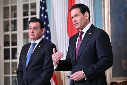 El secretario Marco Rubio con el ministro de Relaciones Exteriores de Paraguay, Rubén Ramírez, este 4 de agosto.