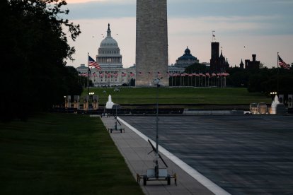 El estanque reflectante del Monumento a Lincoln, ahora sin agua