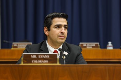 Gabe Evans en Capitol Hill