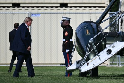 Donald Trump abordando el Marine One/ Mandel Ngan