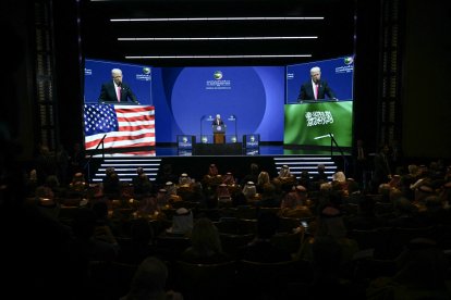 Donald Trump pronuncia un discurso en el Foro de Inversiones Estados Unidos-Arabia Saudita en el Centro John F. Kennedy