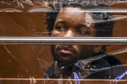 El cantante estadounidense D4vd durante su comparecencia ante el tribunal (Archivo)