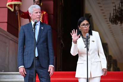 Delcy Rodríguez y el secretario de Energía de Estados Unidos, Chris Wright, en Caracas este 2 de septiembre.