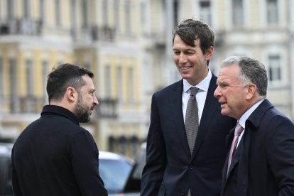 Volodimir Zelenski recibe a Steve Witkoff y a Jared Kushner