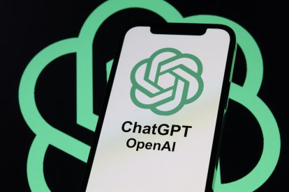 El logo de ChatGPT by OpenAI.
