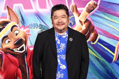 Eric Bauza llega a una premier de animados en Los Ángeles. Archivo