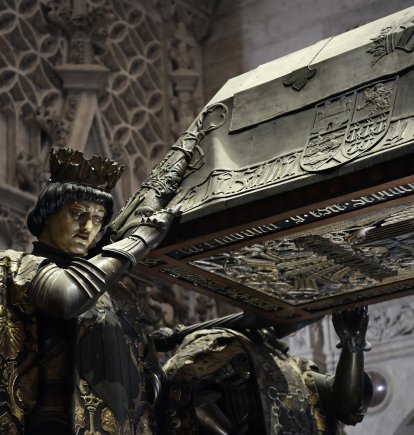 Imagen de la tumba de Cristóbal Colón en la Catedral de Sevilla el 11 de octubre de 2024