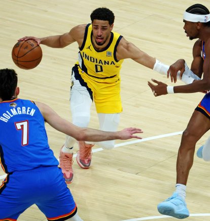 Haliburton (Pacers), frente a Holmgren y Gilgeous-Alexander (Thunder)