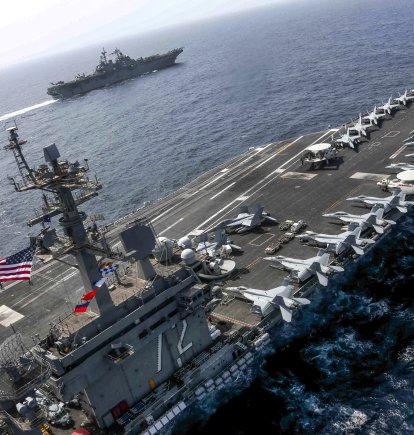 The Nimitz-class aircraft carrier USS Abraham Lincoln