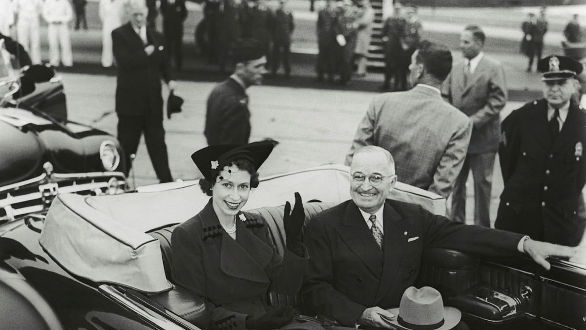Harry Truman e Isabel II / National Archives and Records Administration.