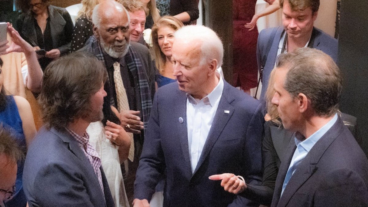 Joe Biden junto con su hijo, Hunter Biden. Foto: Louise Palanker