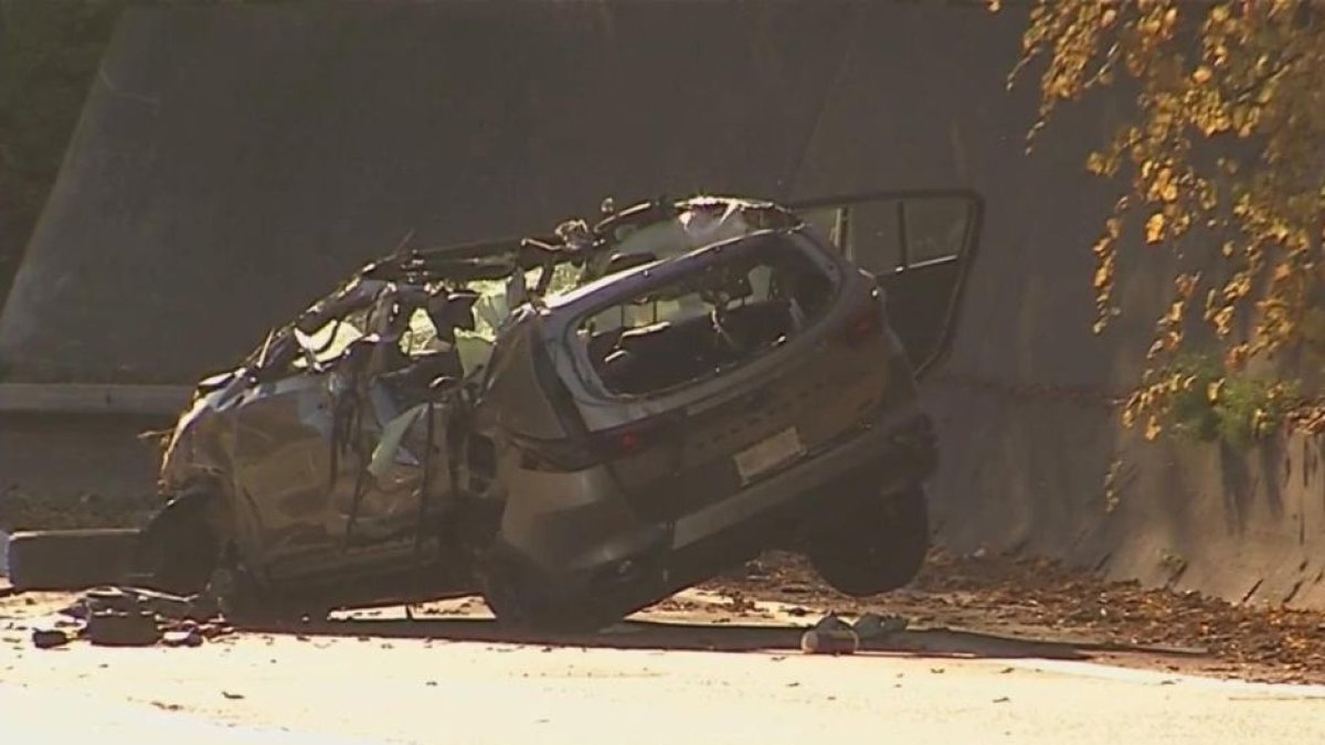 Captura de vídeo del Kia, tras el accidente en el que fallecieron los cuatro jóvenes (YouTube /WIVBTV).