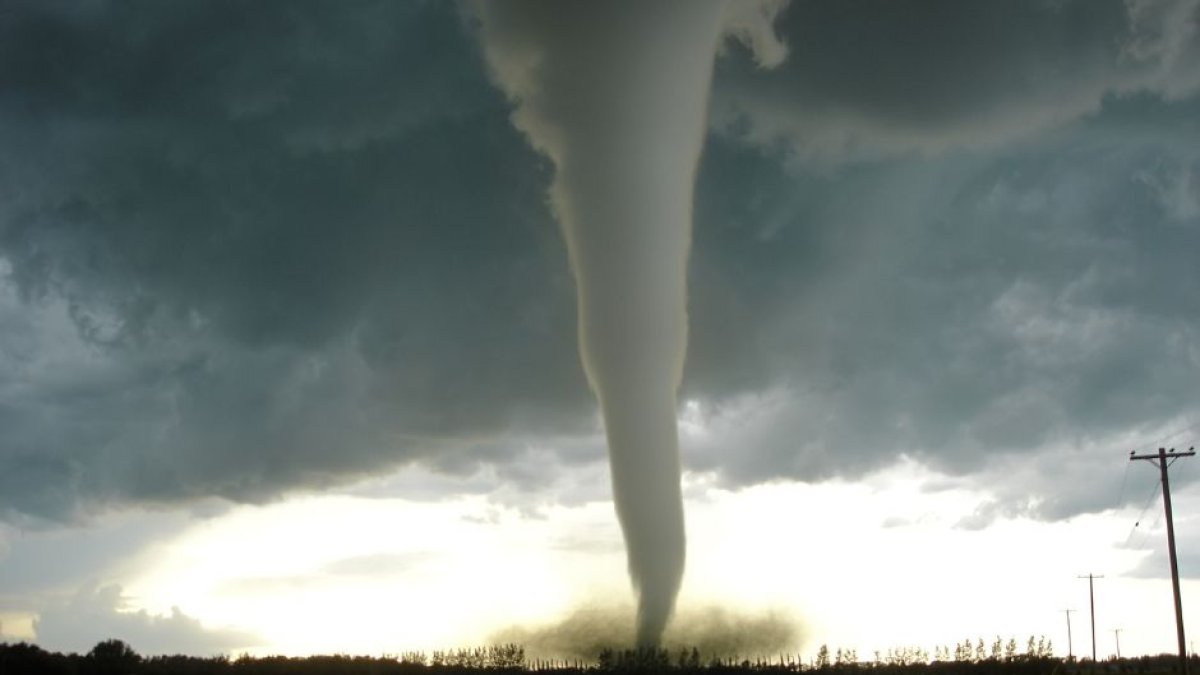 Tornado. Imagen de archivo.