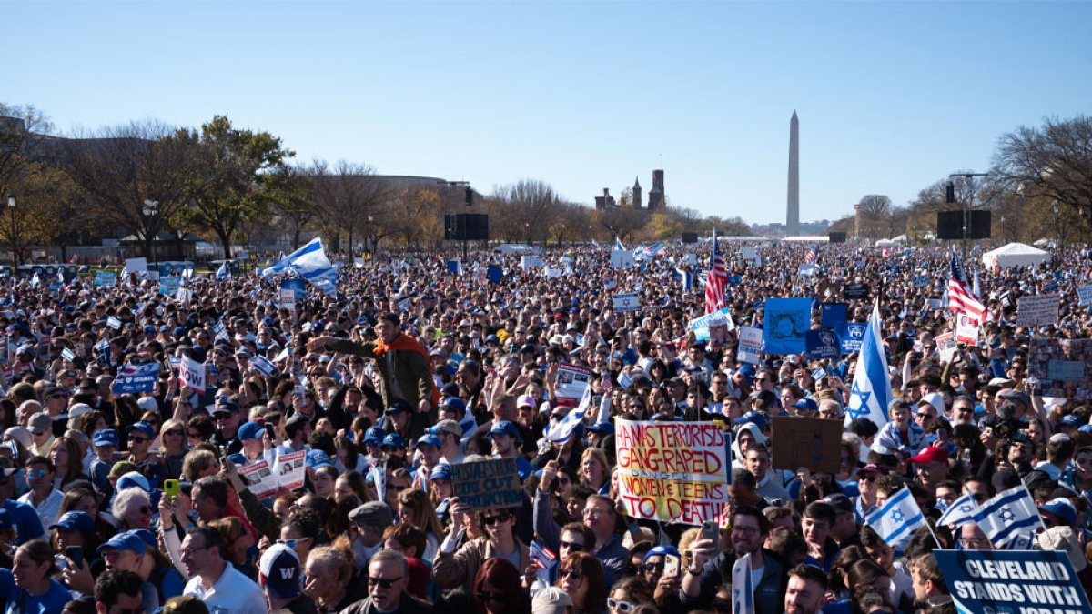 Thousands of people attend the March for Israel on the National Mall November 14, 2023 in Washington, DC. The large pro-Israel gathering comes as the Israel-Hamas war enters its sixth week following the October 7 terrorist attacks by Hamas (Photo by Melissa Bender/NurPhoto) (Photo by Melissa Bender / NurPhoto / NurPhoto via AFP)