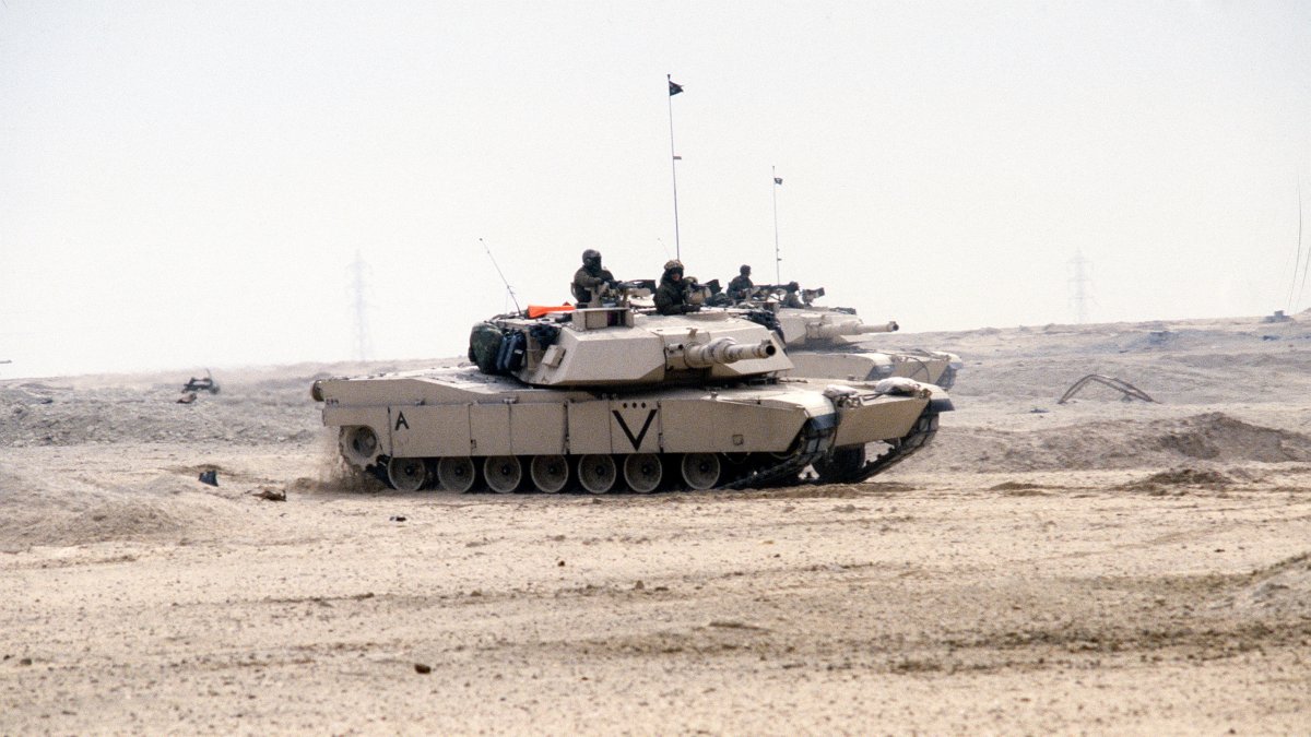 Carro de combate M1A1 Abram durante la operación Tormenta del Desierto.