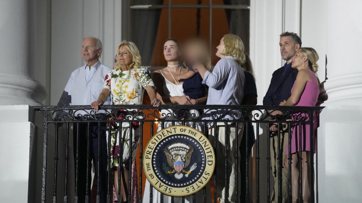 La familia Biden celebra la victoria de Joe en las elecciones presidenciales de 2020.