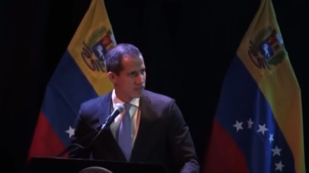 La dictadura de Nicolás Maduro emite una orden de captura contra Juan Guaidó (Captura video YouTube El Tiempo)