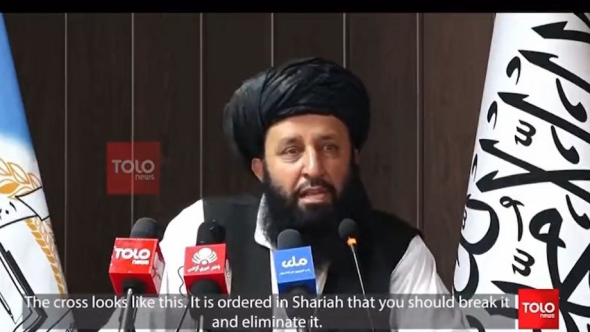 El líder talibán habla sobre como quiere acabar con las corbatas.