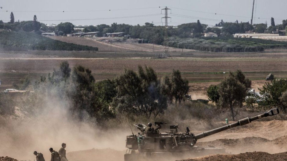 La artillería israelí dispara proyectiles contra Gaza mientras continúan los combates entre las tropas israelíes y los militantes del grupo palestino Hamás. | Cordon Press