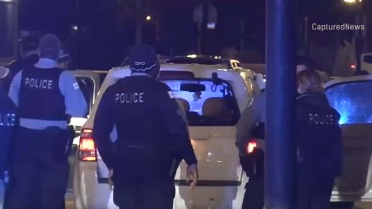 Chicago: tres muertos, entre ellos una niña de un año, en un tiroteo en la autopista