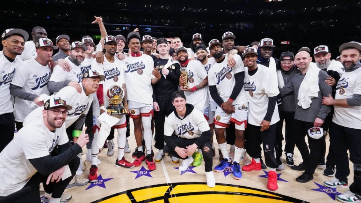 Denver Nuggets celebra el pase a las Finales de la NBA tras derrotar a Los Ángeles Lakers en la Final de la Conferencia Oeste.