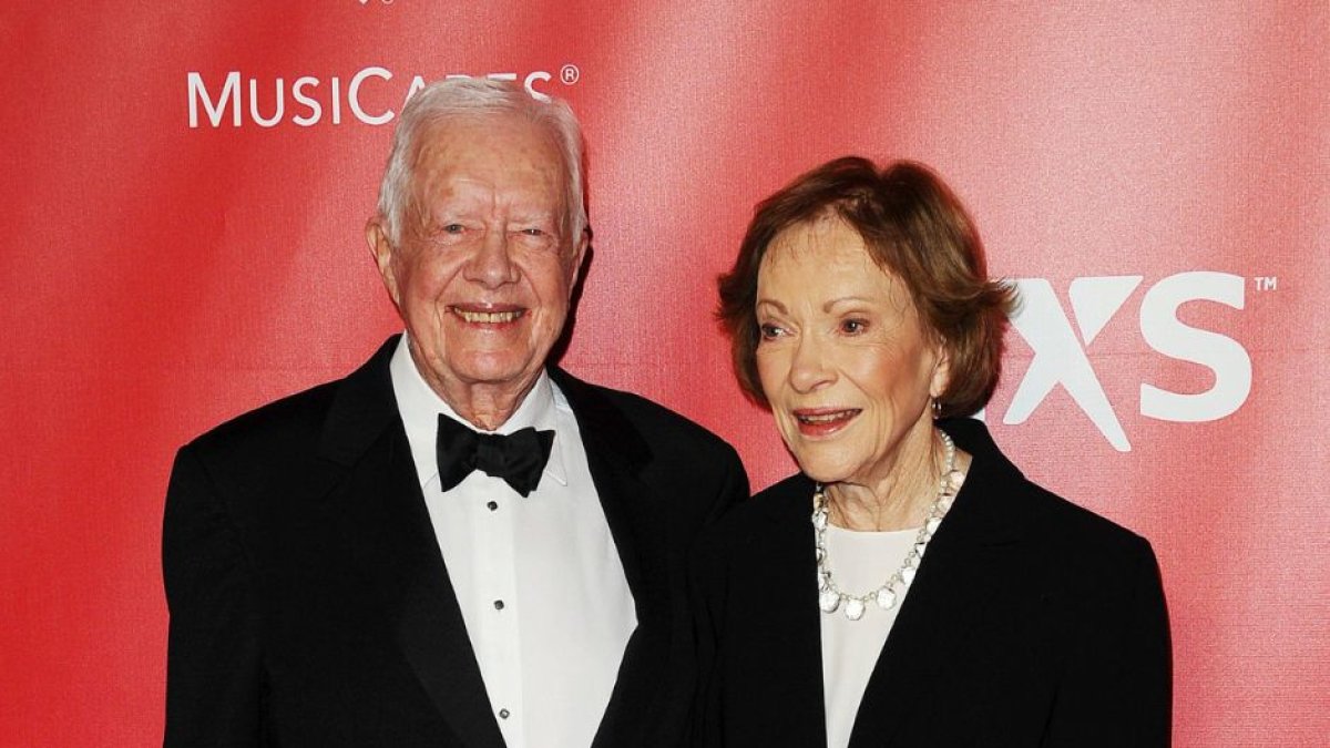 Jimmy Carter junto a su mujer Rosalynn Carter durante un evento en Los Ángeles en 2015.