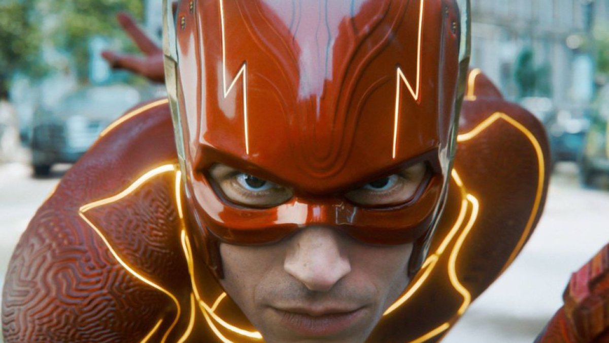 Fotograma de la película 'The Flash', dirigida por los hermanos Muschietti y protagonizada por Ezra Miller.