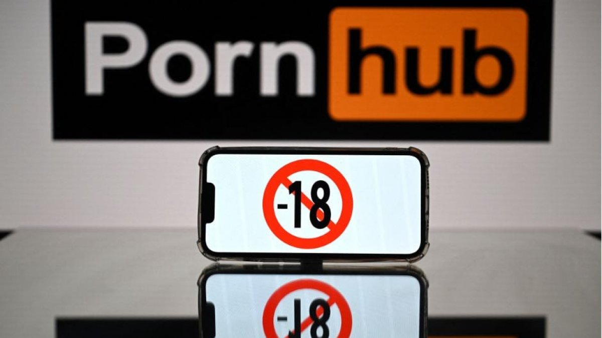 Pantalla con el logotipo del sitio web para adultos Pornhub