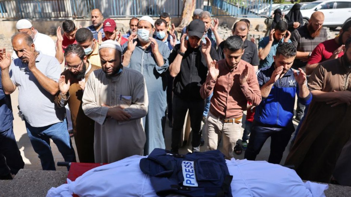 El falso mito de que Israel está “asesinando” periodistas en Gaza queda desmentido
