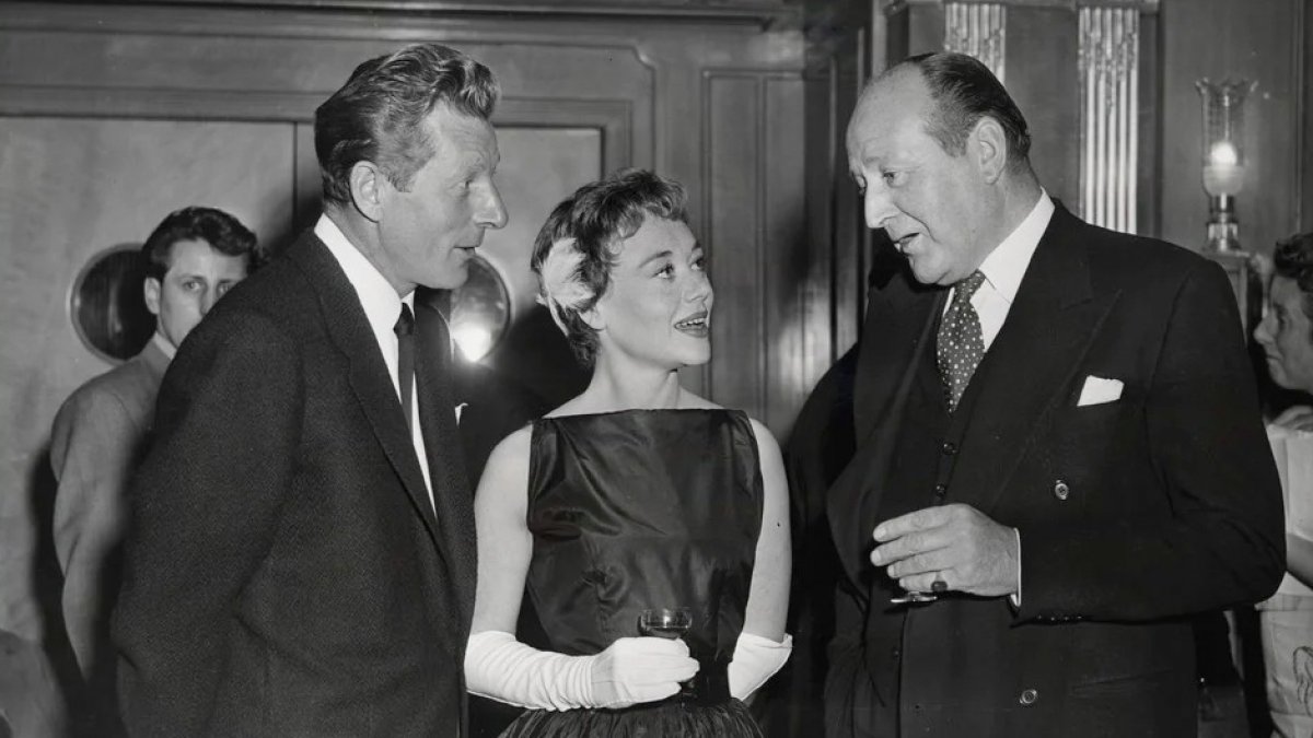 Danny Kaye con Glynis Johns y Cecil Parker en una imagen