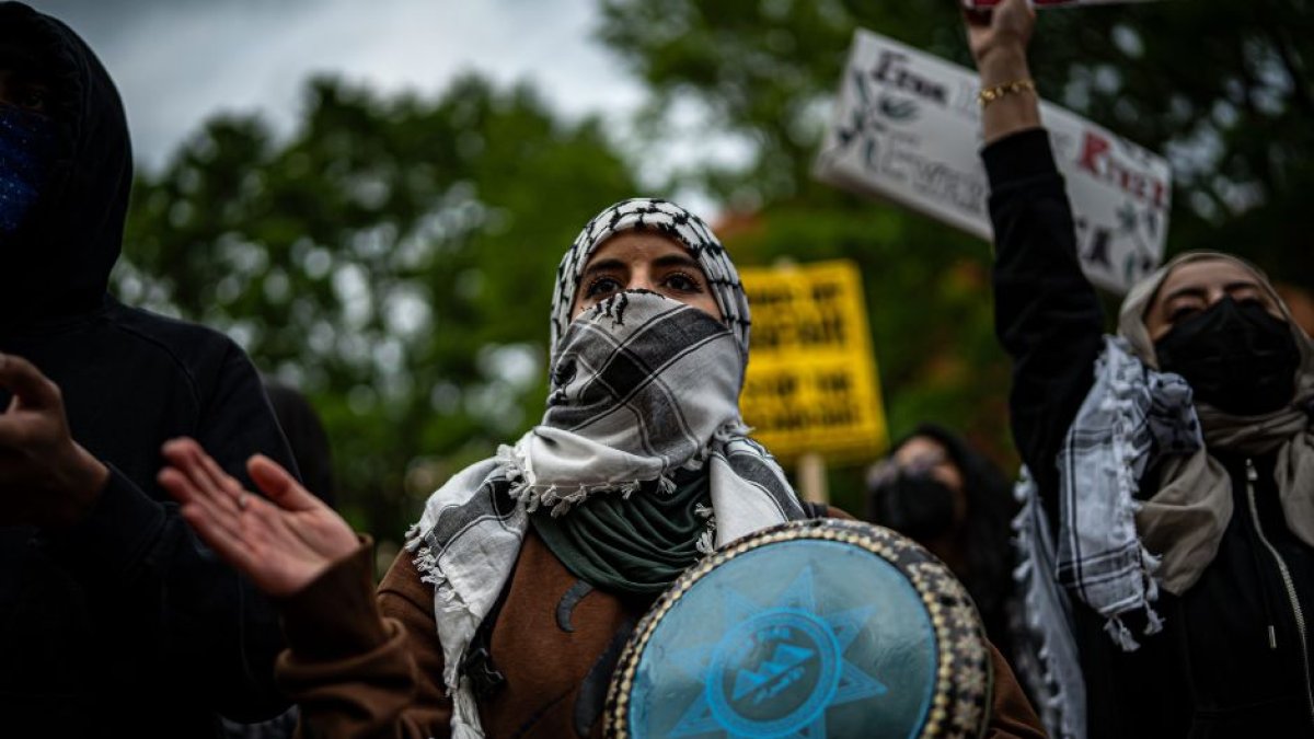 Estudiantes de la Universidad George Washington en una protesta pro-Palestina.