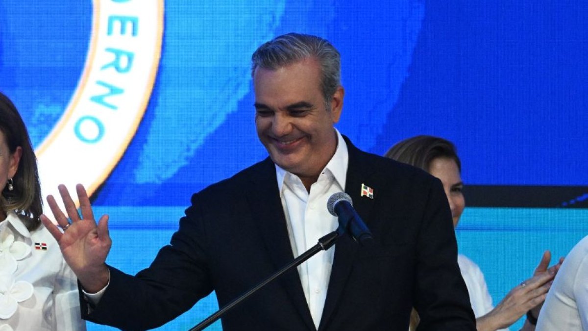 El presidente de República Dominicana y candidato presidencial por el Partido Revolucionario Moderno (PRM), Luis Abinader