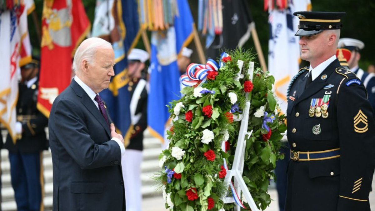 Memorial Day: Biden rinde homenaje a su difunto hijo Beau y dos representantes demócratas confunden la fecha con el Día de los Veteranos