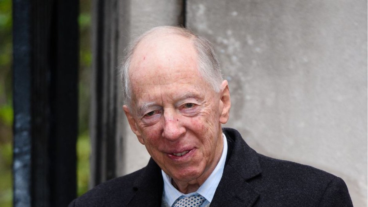 El banquero Jacob Rothschild llegando a una ceremonia | AFP