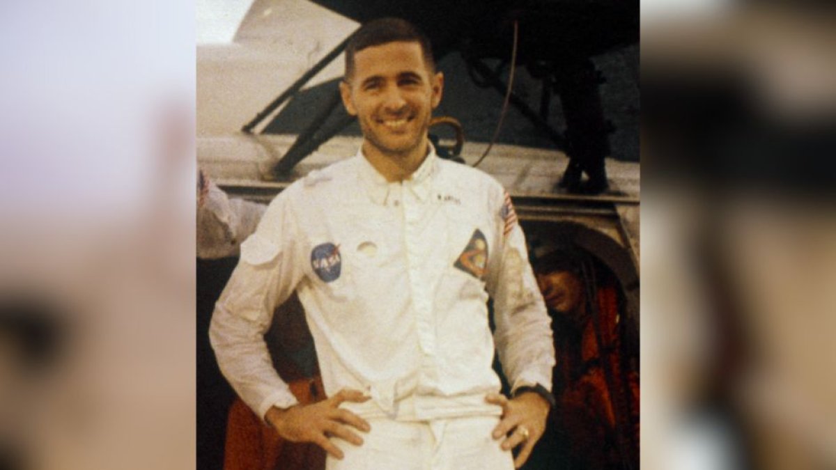 Muere en un accidente aéreo el astronauta William A. Anders
