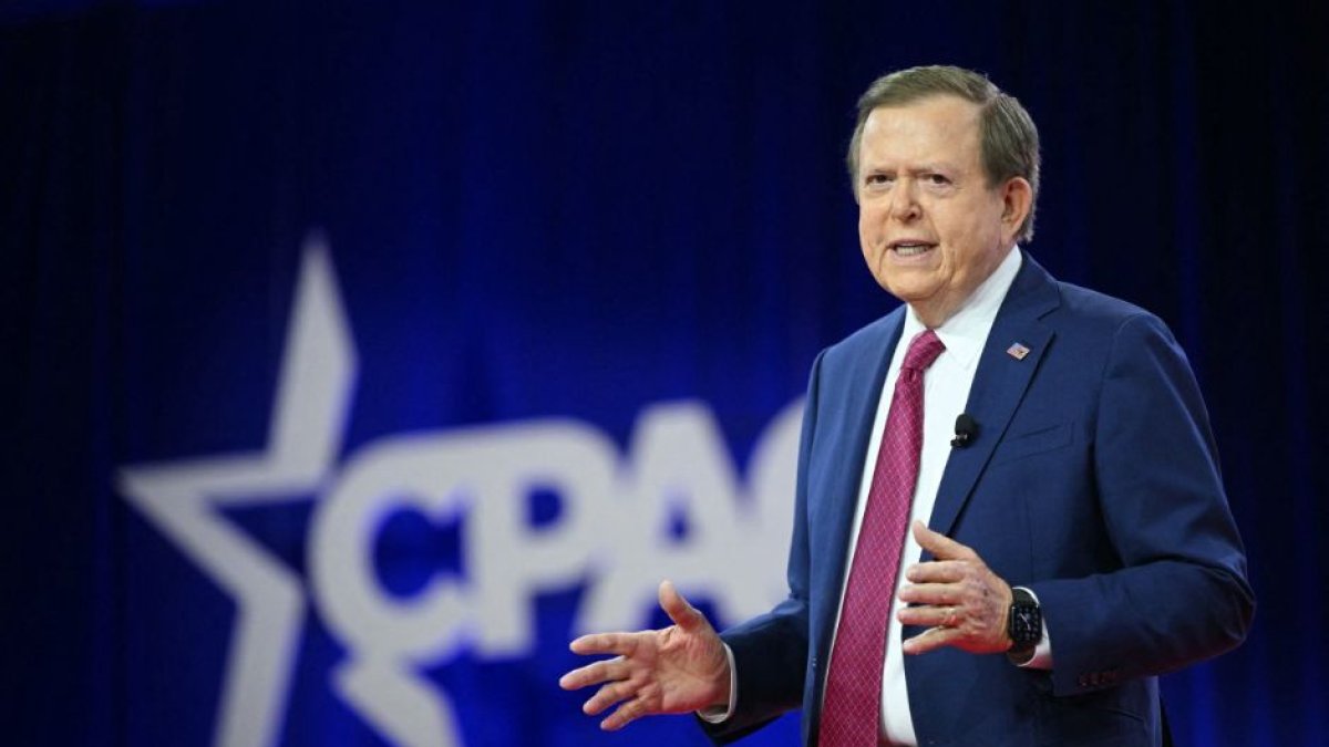 Lou Dobbs en National Harbor, Maryland.