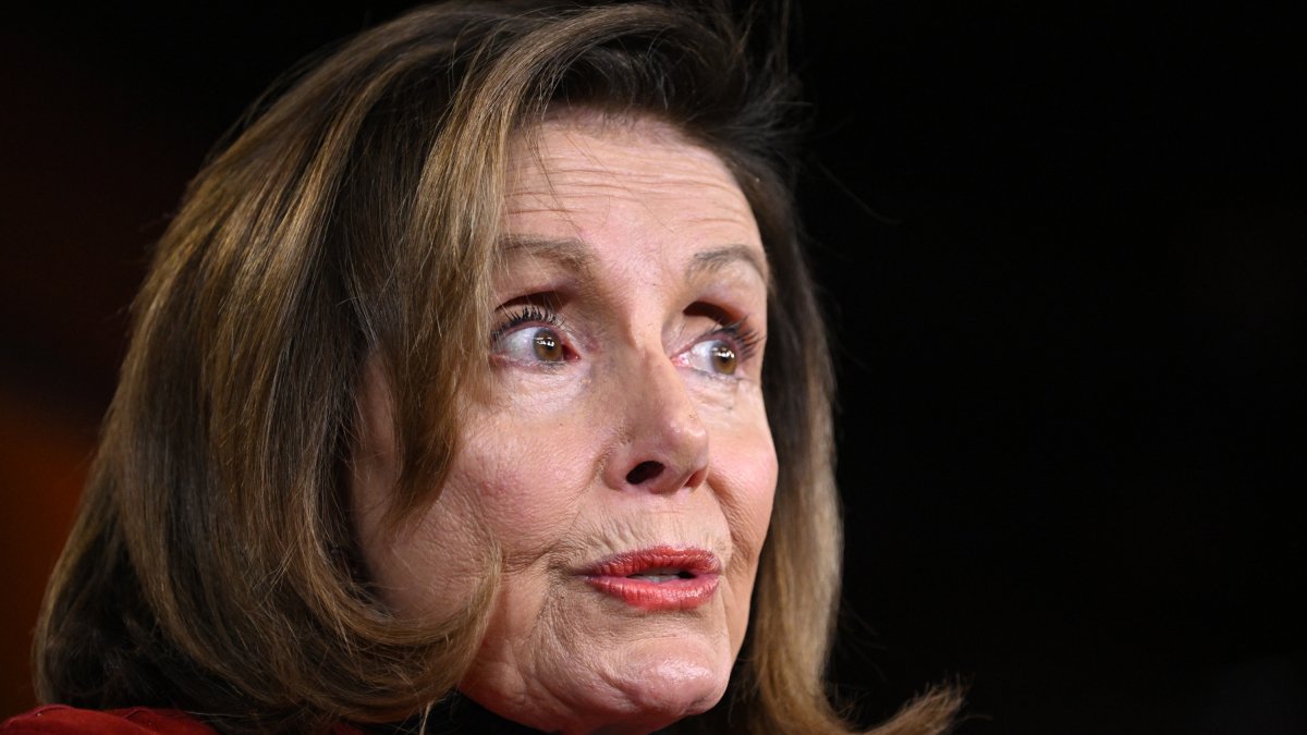 Pelosi respalda al enemigo de Elon Musk, el socialista radical Dean Preston